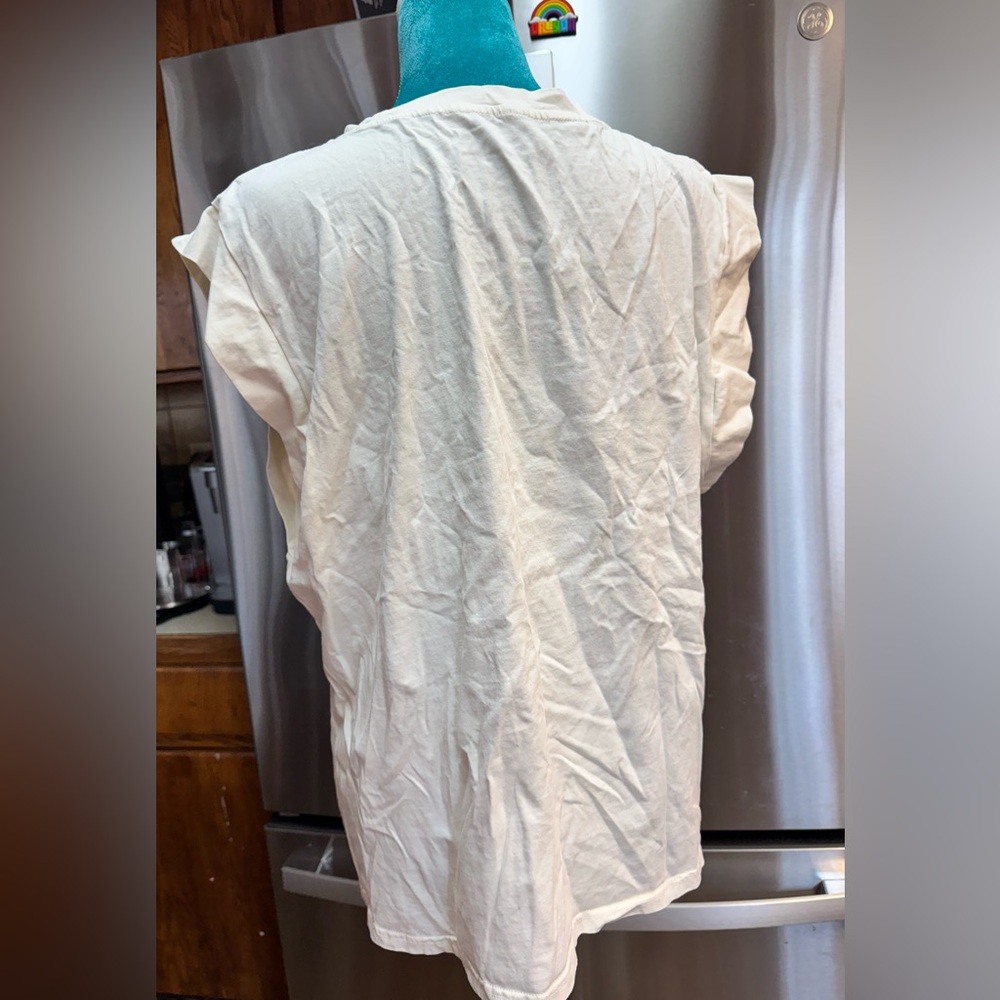 Women's Cream Sleeveless Muscle Tee - Picture 3 of 3